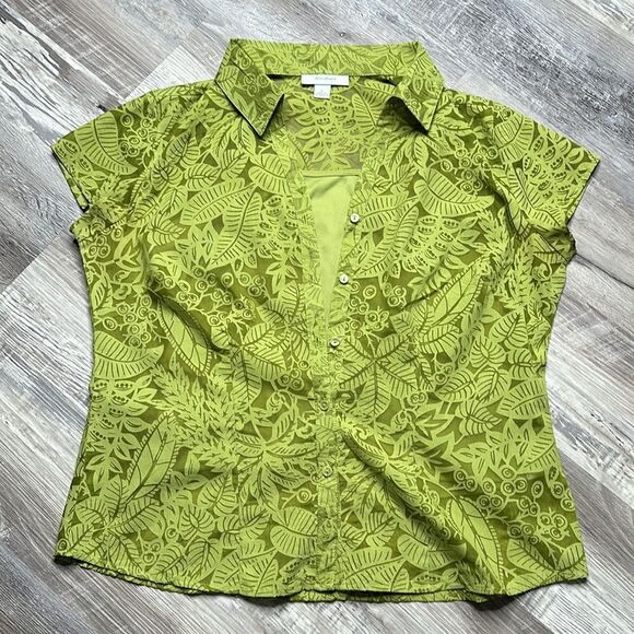 dressbarn Tops - DRESS BARN top, size large, 2 piece set, like new, no flaws! WA-1578